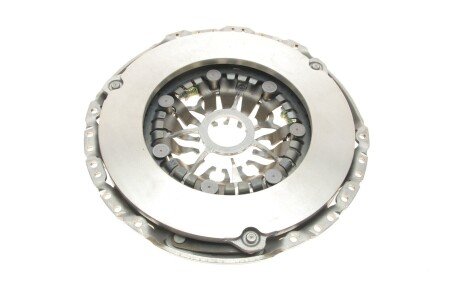 Комплект сцепления в сборе renault 302058134R