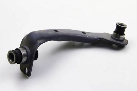 Кронштейн балки renault 8200197452