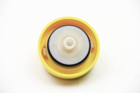 Маслозаливная крышка Master/Trafic 09- renault 7701066086 на Рено Мастер 3