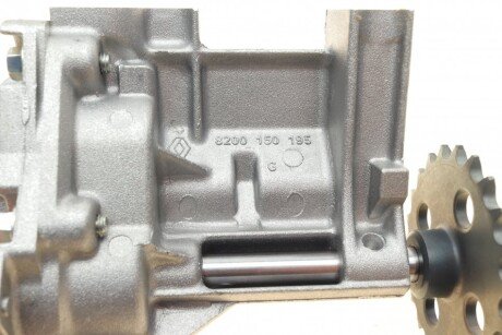 Насос масляний renault 150106249R