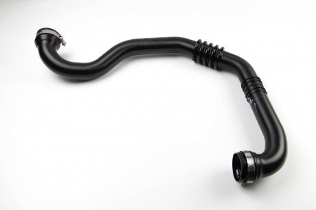 Патрубок интеркулера Trafic/Vivaro 1.9 dTI/dCi 01- Пр. renault 8200273825