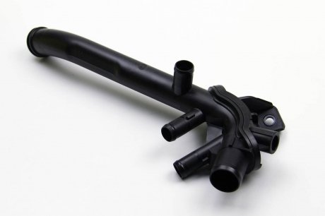 Патрубок системы охлаждения Kangoo 1.5dCi 01- (к водяному насосу) renault 8200557908