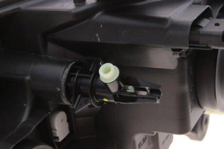 Передня фара renault 260105871R