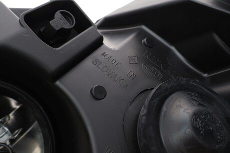 Передня фара renault 260108490R