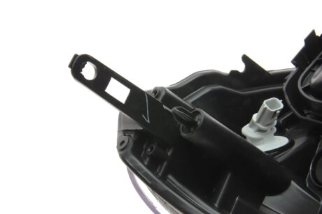 Передняя фара renault 260602665R