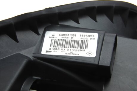 Передня фара renault 8200701356