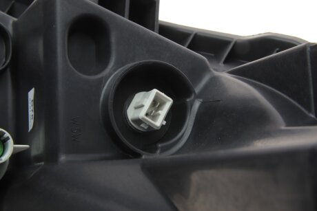 Передня фара renault 8200701356