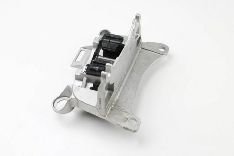 Подушка (опора) двигуна renault 112205136R