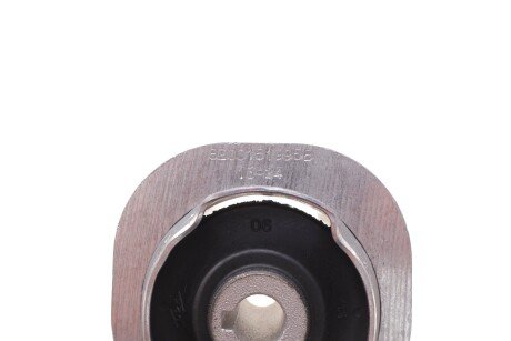 Подушка (опора) двигуна renault 8200151995