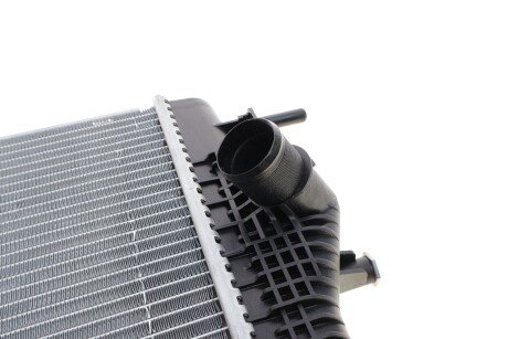 Радіатор охолодження двигуна renault 214101448R