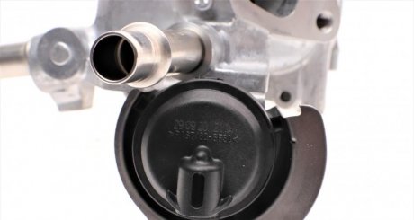 Радиатор рециркуляции renault 147357086R