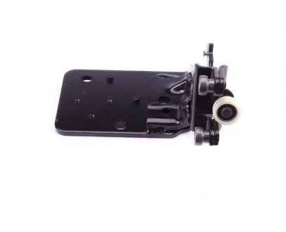 Ролик двери renault 745961469R