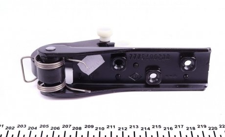 Ролик двери renault 777640623R