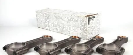Шатун (компл 4шт, х=32) 2,0dci Koleos/Laguna/Megane/Scenic/Trafic 2.0 Dci 06- Renault 7701477831