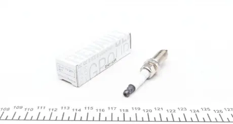 Свеча зажигания renault 224011526R