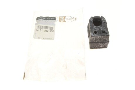 Втулка (резинка) переднего стабилизатора renault 546120005R