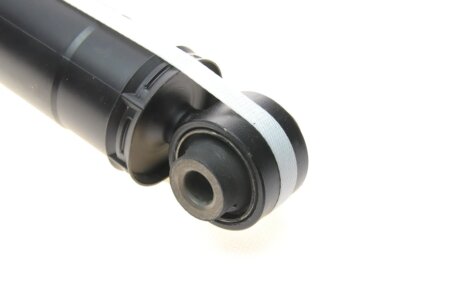 Задний амортизатор (стойка) renault 562101046R