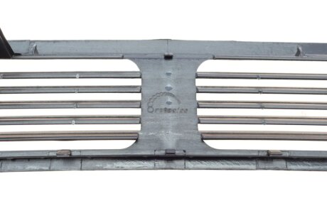 Решітка капота rotweiss 9018300218