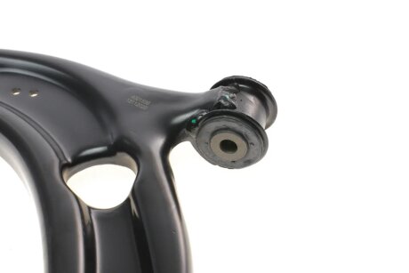 Важіль передньої підвіски rts 76091242