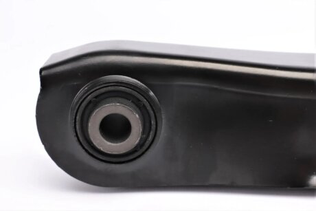 Важіль передньої підвіски rts 9590688