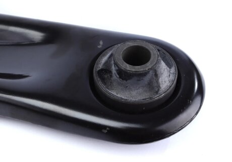 Важіль передньої підвіски rts 96007642