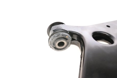 Важіль передньої підвіски rts 96080081