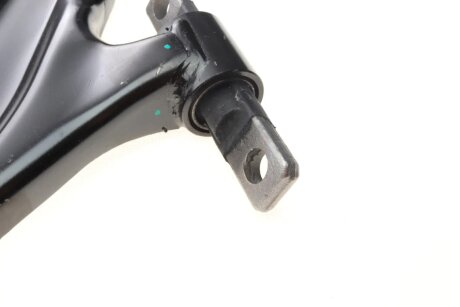 Важіль передньої підвіски rts 96092271