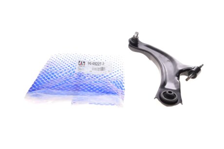 Важіль передньої підвіски rts 96092272 на Ниссан Qashqai j10