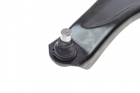 Важіль передньої підвіски rts 96904522