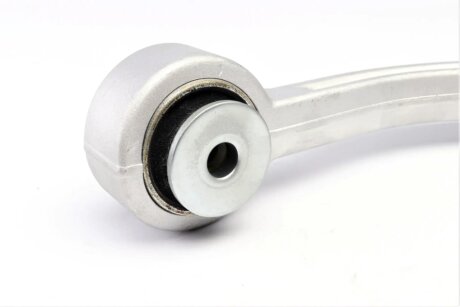 Важіль передньої підвіски rts 96908241