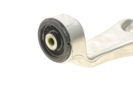 Важіль передньої підвіски rts 96959791