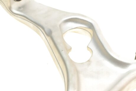 Важіль передньої підвіски rts 96959791