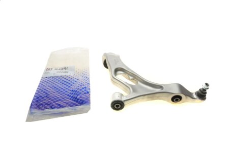 Важіль передньої підвіски rts 96959791