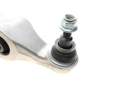 Важіль передньої підвіски rts 96959792