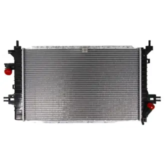Радіатор охолодження двигуна Sato Tech R12137