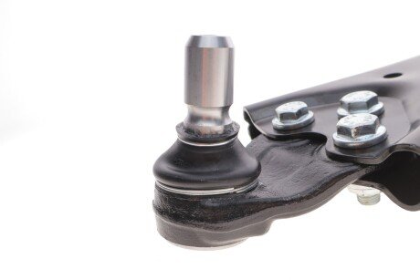 Нижний рычаг передней подвески skf VKDS322104B