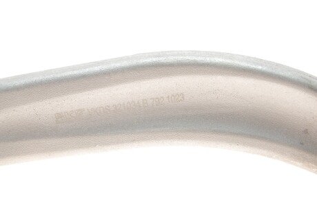 Важіль передньої підвіски skf VKDS321034B