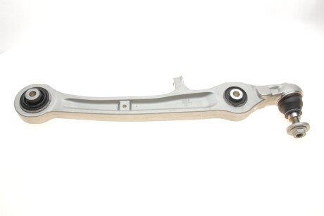 Важіль передньої підвіски skf VKDS321084B