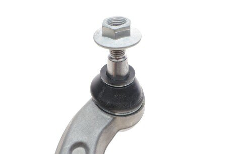 Важіль передньої підвіски skf VKDS321504B