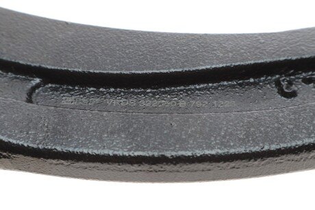 Важіль передньої підвіски skf VKDS322050B