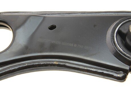 Важіль передньої підвіски skf VKDS322055B