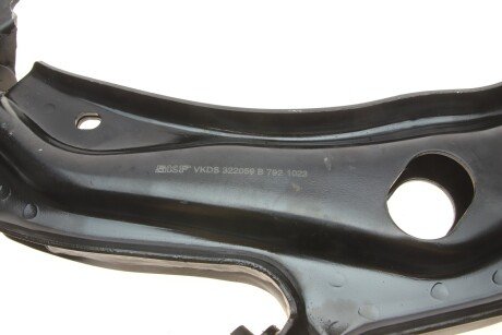 Важіль передньої підвіски skf VKDS322059B
