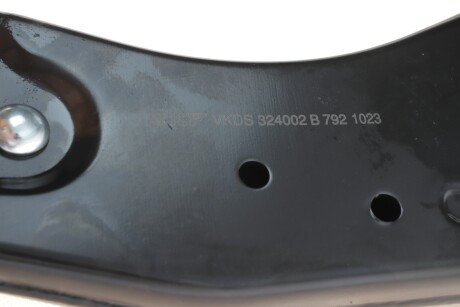 Рычаг передней подвески skf VKDS324002B