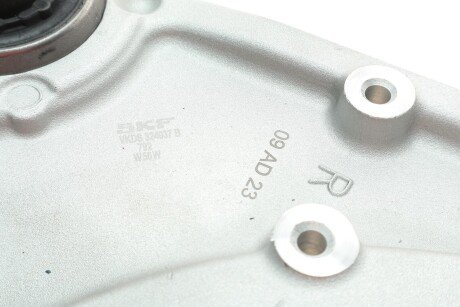 Важіль передньої підвіски skf VKDS324037B