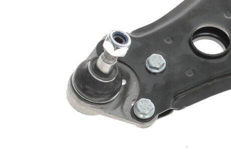 Важіль передньої підвіски skf VKDS328020B