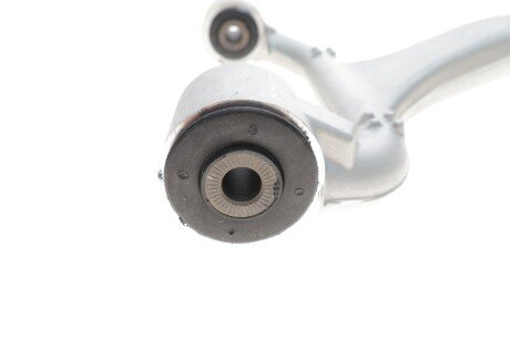 Рычаг передней подвески skf VKDS328137B