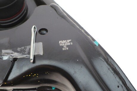 Рычаг передней подвески skf VKDS825307B