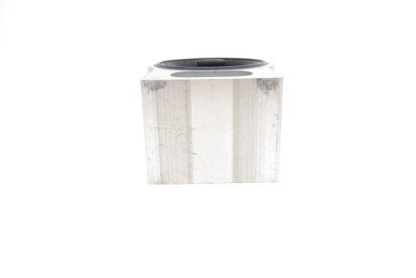 Сайлентблок переднего рычага skf VKDS331009