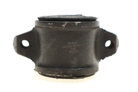 Сайлентблок переднього важеля SKF VKDS336036