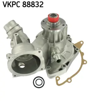 Водяная помпа (насос) SKF VKPC 88832 Бмв Х5 е53